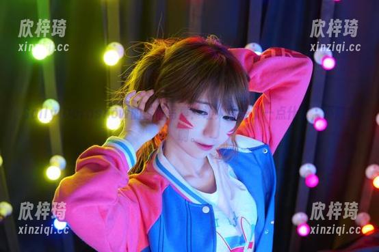 Sally Dorasnow的香草写真：让人误会了一点什么，不简单啊。